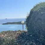 Punta Est - Trilo Mirto Giardino&vista Mare