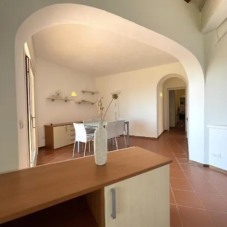 Punta Est - Trilo Mirto Giardino & Vista Mare Βίλα