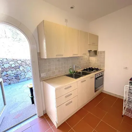 Villa Con Giardino Punta Est Capo Coda Cavallo