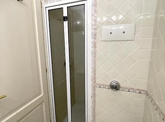 וילה Con Giardino Punta Est